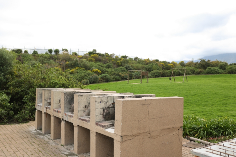 3 Bedroom Property for Sale in Somerset Forest Western Cape